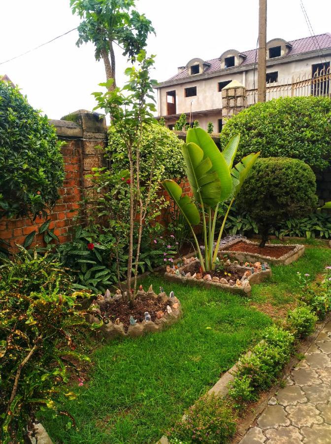 Oceanis Home & Voyages Ivato  Exterior foto