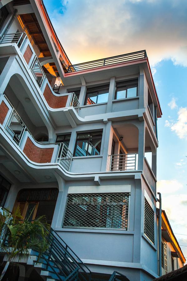 Oceanis Home & Voyages Ivato  Exterior foto